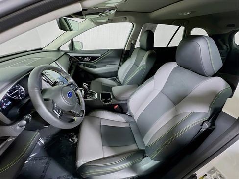 Certified 2025 Subaru Outback Onyx Edition XT w/ Popular Package #2 image 19