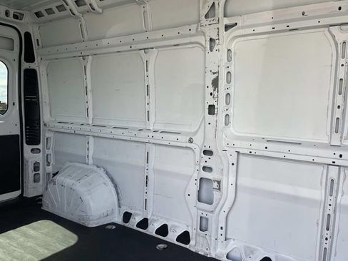 Used 2021 RAM ProMaster 2500 FWD image 32