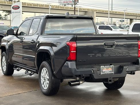 New 2025 Toyota Tacoma SR5 image 3