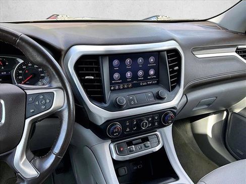 Used 2020 GMC Acadia SLT FWD image 8