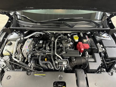 Used 2024 Nissan Sentra S FWD image 32
