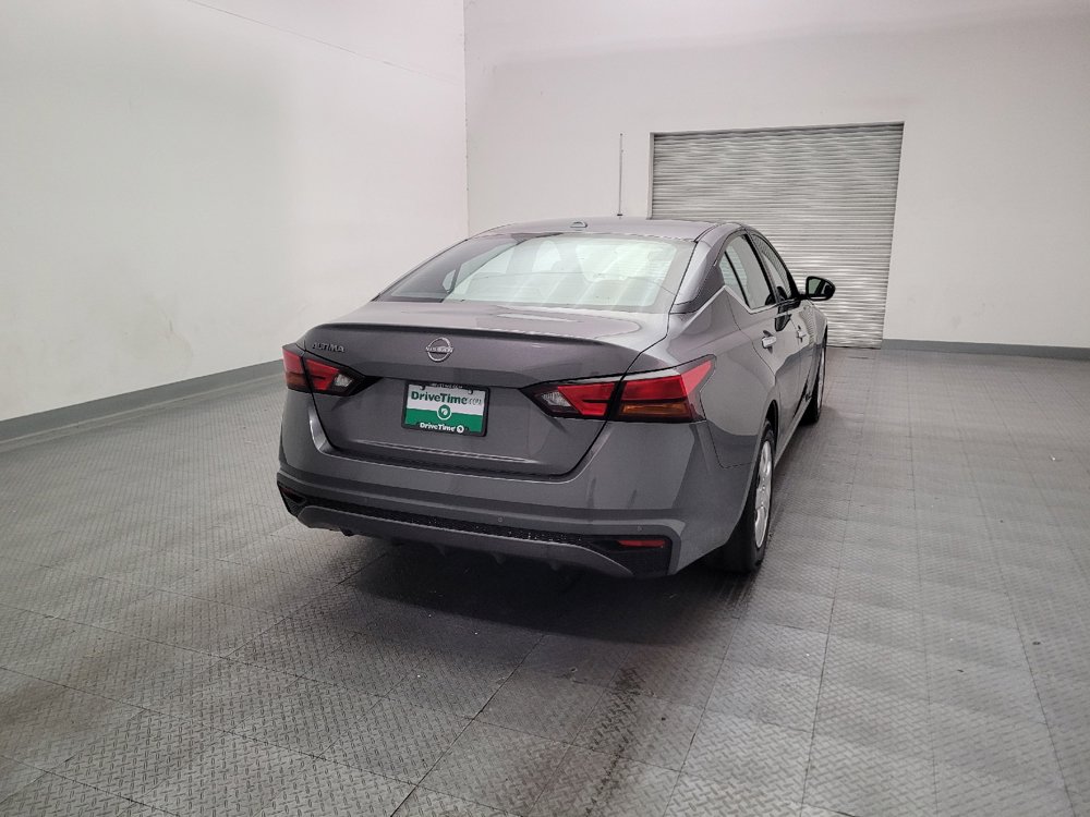 Used 2025 Nissan Altima 2.5 S FWD image 7