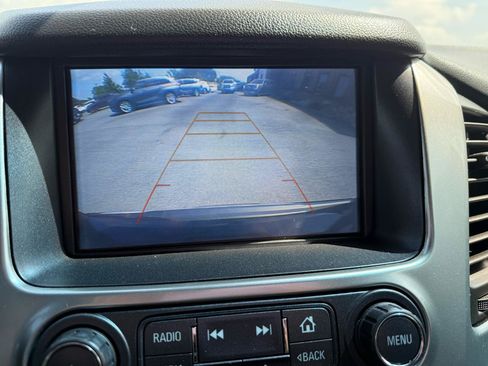 Used 2018 Chevrolet Suburban Premier RWD image 38