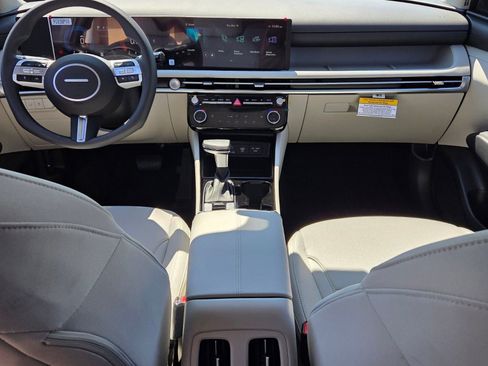 New 2026 Hyundai Tucson SEL image 8