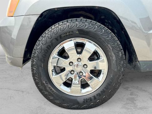 Used 2008 Jeep Grand Cherokee Limited w/ Trailer Tow Group IV AWD/4WD image 13