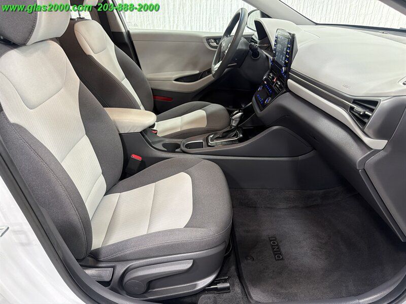 Used 2020 Hyundai Ioniq Blue FWD image 21