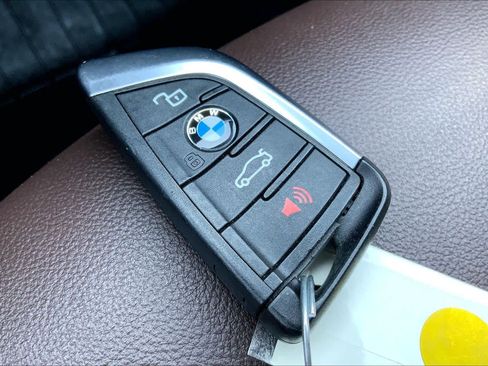 Used 2022 BMW X3 xDrive30i w/ Premium Package 2 (ZPA) AWD/4WD image 15