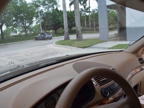 Used 2008 Mercedes-Benz E 350 4MATIC Sedan image 67