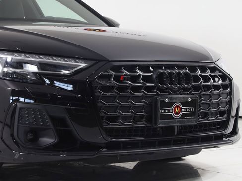 Used 2025 Audi S8 image 75