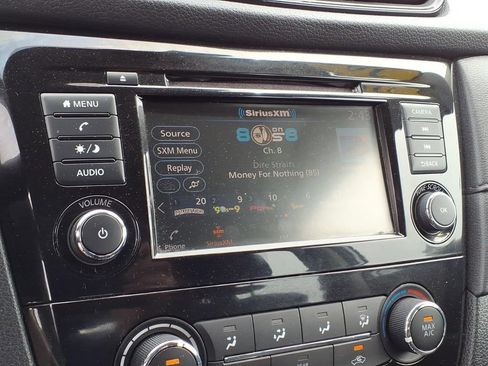 Used 2019 Nissan Rogue S AWD/4WD image 20