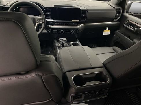New 2026 Chevrolet Silverado 1500 LTZ w/ Z71 Off-Road Package image 12