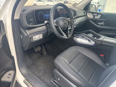 Certified 2026 Mercedes-Benz GLS 450 4MATIC image 8