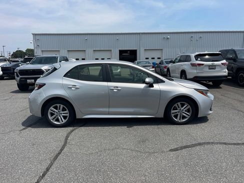 Used 2022 Toyota Corolla SE FWD image 6