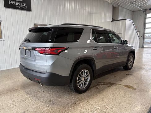 Used 2023 Chevrolet Traverse LT AWD/4WD image 4