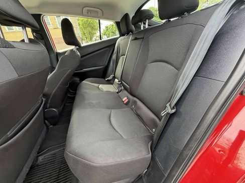 Used 2022 Toyota Prius LE FWD image 15