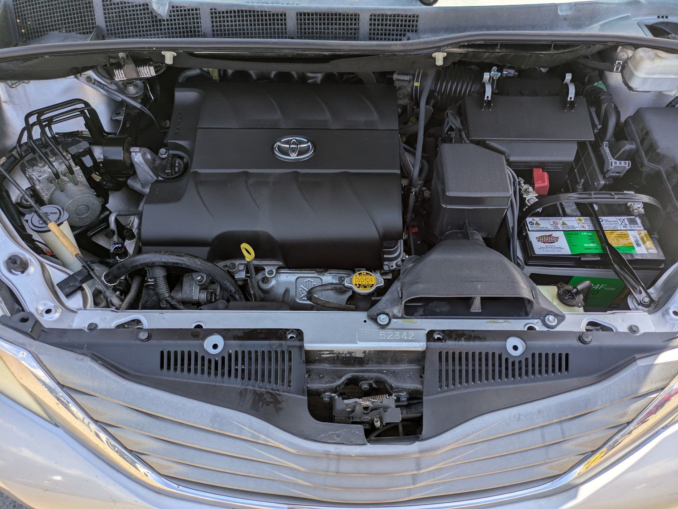 Used 2012 Toyota Sienna XLE w/ Entertainment Pkg FWD image 36