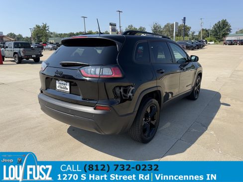 Used 2021 Jeep Cherokee Latitude Plus FWD image 7