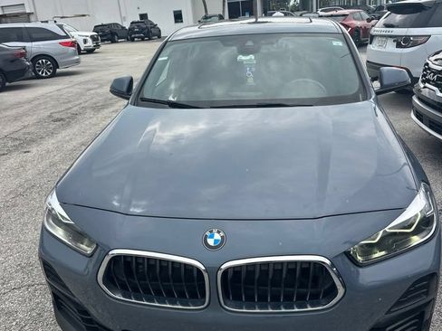 Used 2022 BMW X2 sDrive28i w/ Convenience Package FWD image 2