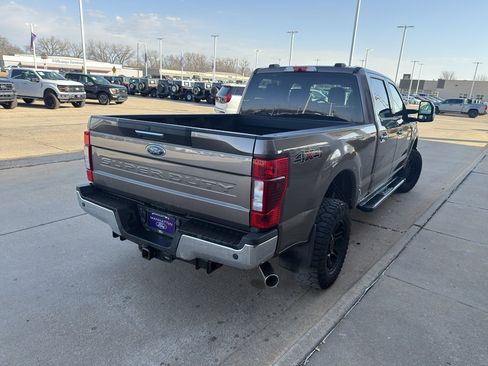 Used 2021 Ford F250 XLT w/ XLT Premium Package image 5