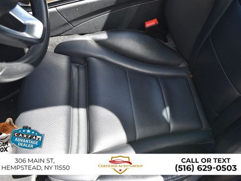 Used 2018 Mercedes-Benz C 300 4MATIC Sedan image 11