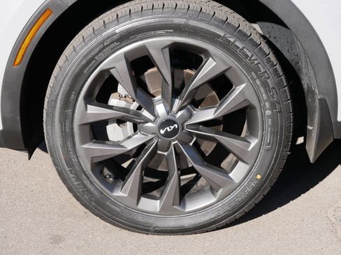 Certified 2022 Kia Sorento X-Line EX image 15