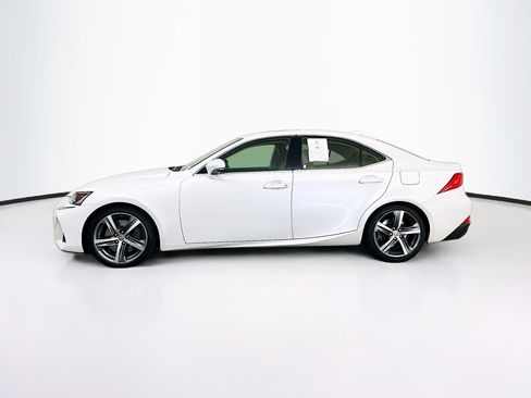 Used 2017 Lexus IS 300 AWD image 4