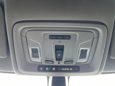 Used 2021 GMC Sierra 1500 Elevation w/ Preferred Package image 23