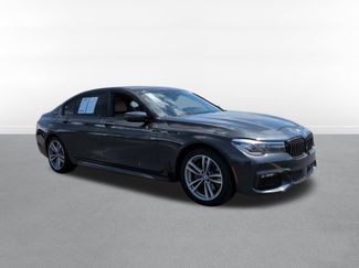 Used 2018 BMW 740e xDrive AWD/4WD video 3