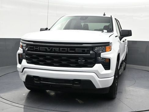 Used 2026 Chevrolet Silverado 1500 Custom w/ Turbomax Blackout Package RWD image 9