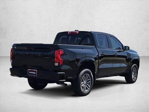 New 2026 Chevrolet Colorado LT RWD image 2