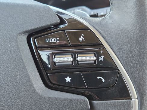 Certified 2023 Kia Niro SX FWD image 25