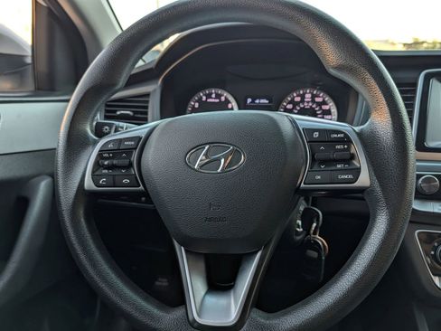 Used 2019 Hyundai Sonata SE image 12
