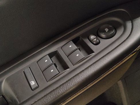 Used 2015 GMC Acadia SLT w/ Open Road Package FWD image 27