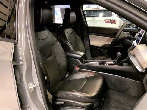 Certified 2023 Jeep Compass Limited AWD/4WD image 7