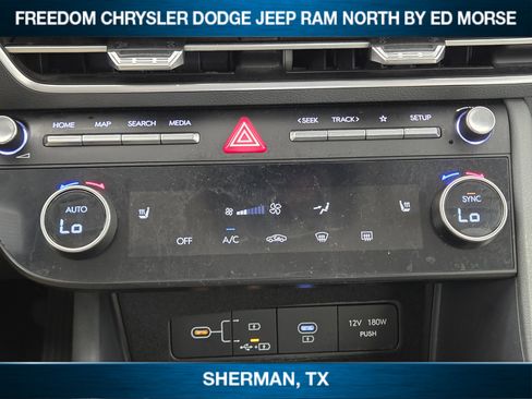 Used 2025 Hyundai Sonata SEL FWD image 13