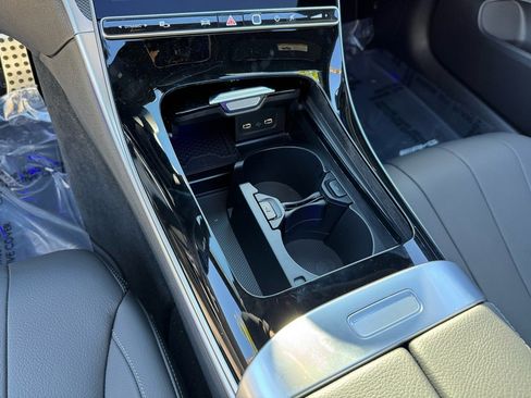 New 2026 Mercedes-Benz CLE 300 4MATIC Coupe image 11