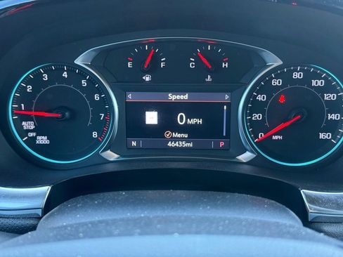 Used 2023 Chevrolet Traverse RS image 7