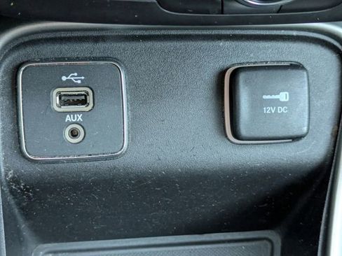 Used 2018 Jeep Compass Latitude w/ Popular Equipment Group image 26