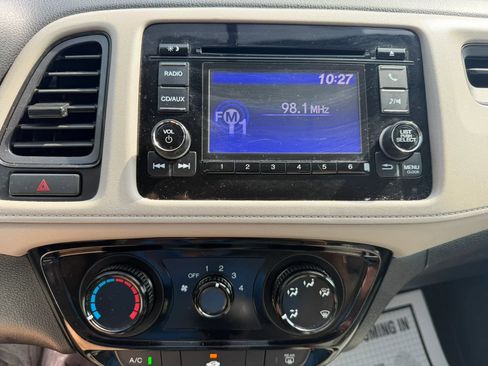 Used 2018 Honda HR-V LX image 23