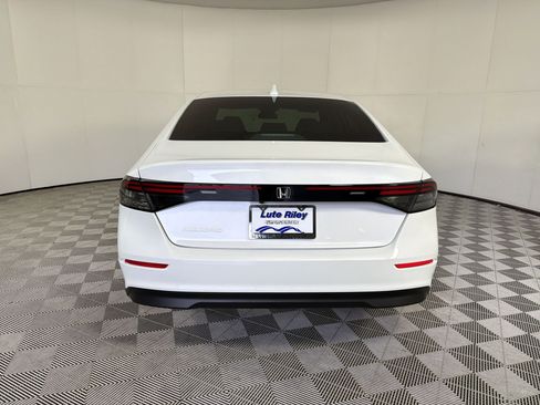 New 2026 Honda Accord LX image 10