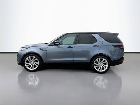 Used 2023 Land Rover Discovery Metropolitan Edition image 2