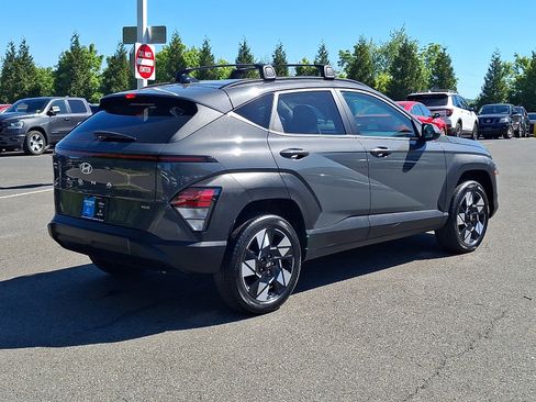 Used 2025 Hyundai Kona SEL AWD/4WD image 6