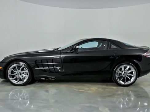 Used 2005 Mercedes-Benz SLR image 8