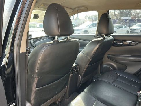 Used 2017 Nissan Rogue Sport SL image 14