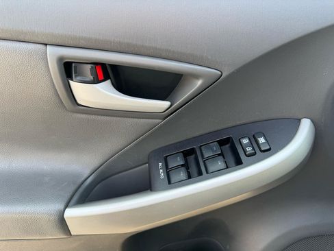 Used 2010 Toyota Prius Five FWD image 30