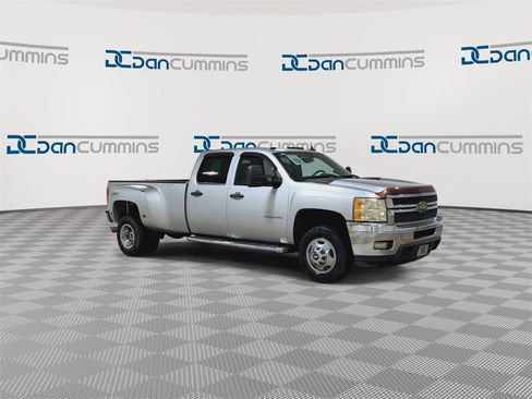 Used 2011 Chevrolet Silverado 3500 LT w/ Interior Plus Package image 2