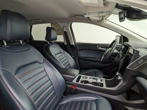 Certified 2022 Ford Edge SEL w/ Sport Appearance Package AWD/4WD image 38