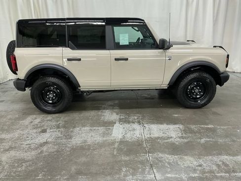 New 2026 Ford Bronco Big Bend AWD/4WD image 2