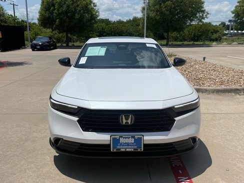 Used 2024 Honda Accord Sport image 8