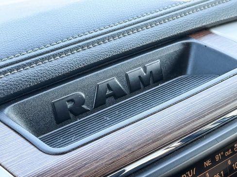 Used 2015 RAM 1500 Laramie w/ Convenience Group AWD/4WD image 27